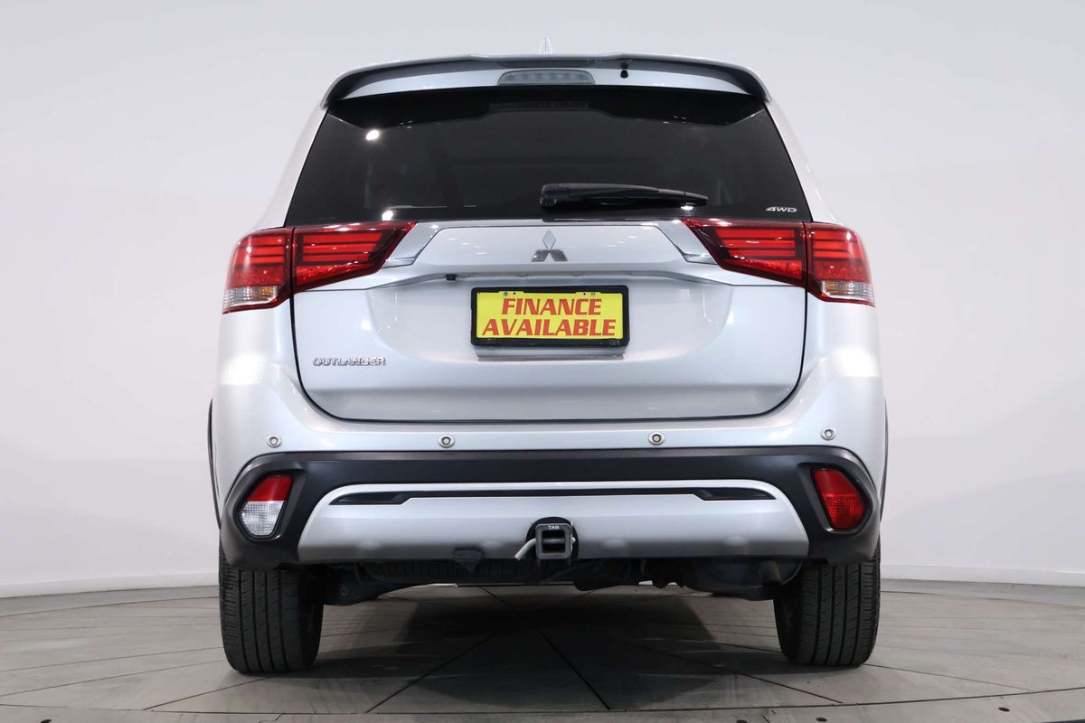 2018 Mitsubishi Outlander Exceed ZL