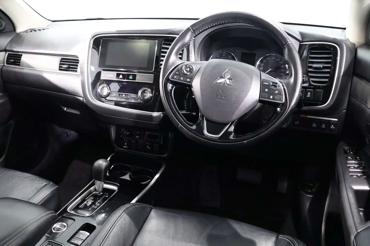 2018 Mitsubishi Outlander Exceed ZL