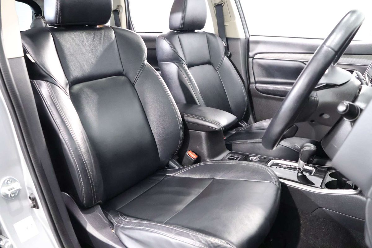 2018 Mitsubishi Outlander Exceed ZL