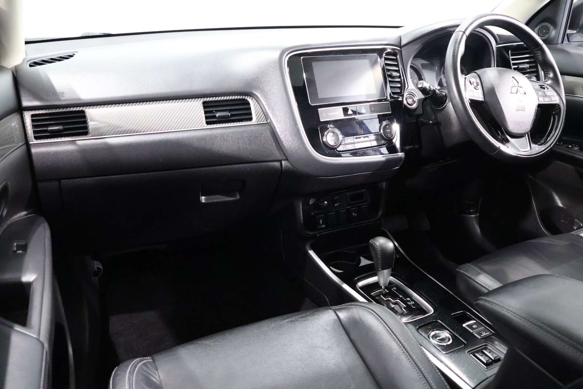 2018 Mitsubishi Outlander Exceed ZL