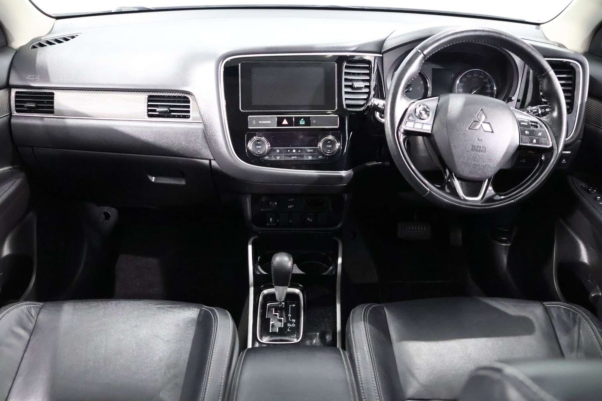 2018 Mitsubishi Outlander Exceed ZL