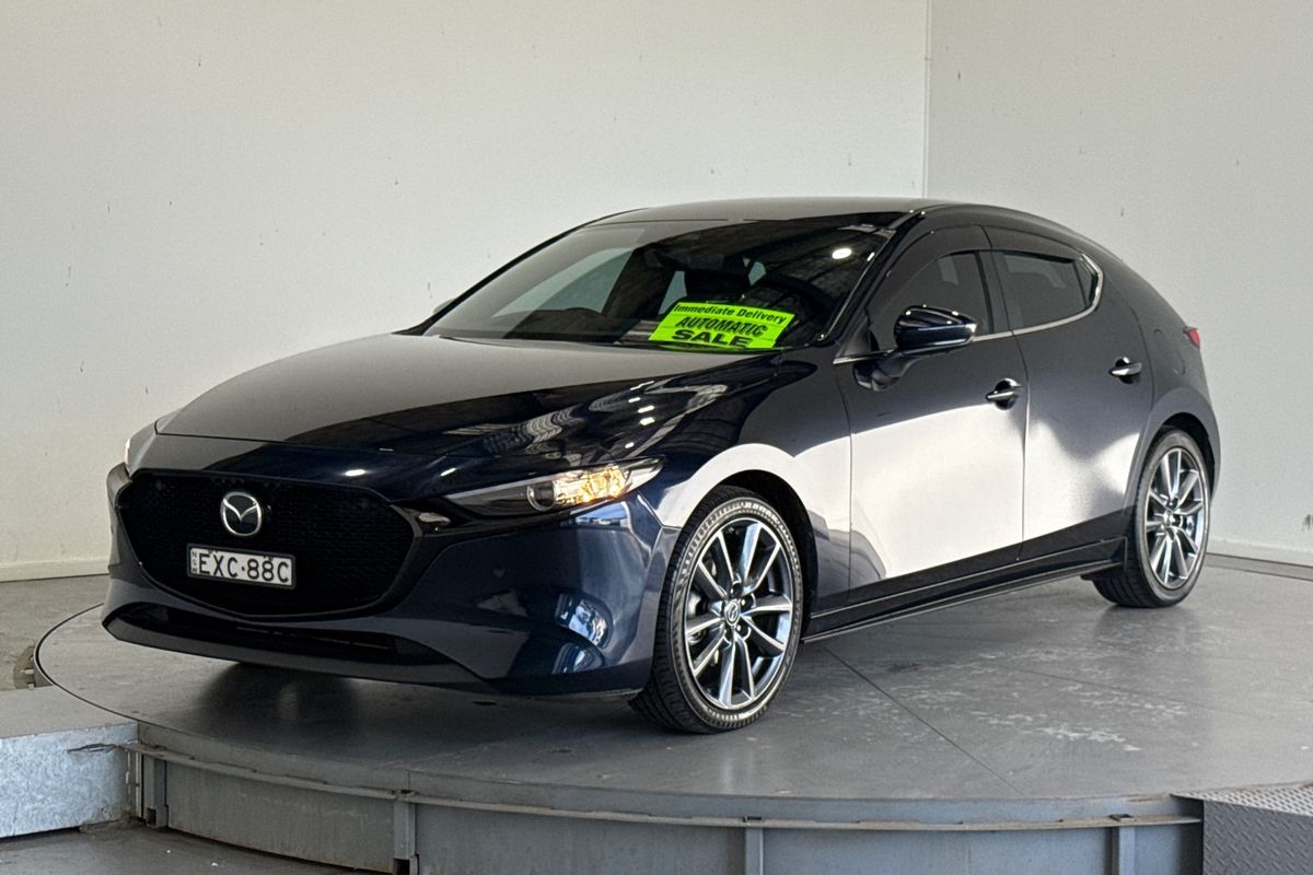 2022 Mazda 3 G20 EVOLVE 300P