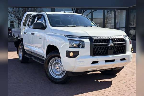 2025 Mitsubishi Triton GLX MV 4X4