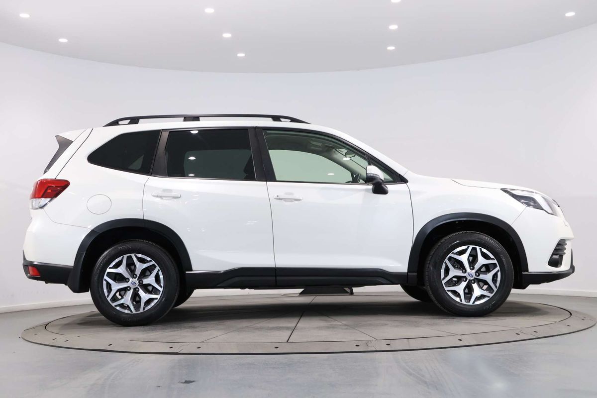 2022 Subaru Forester 2.5i-L S5