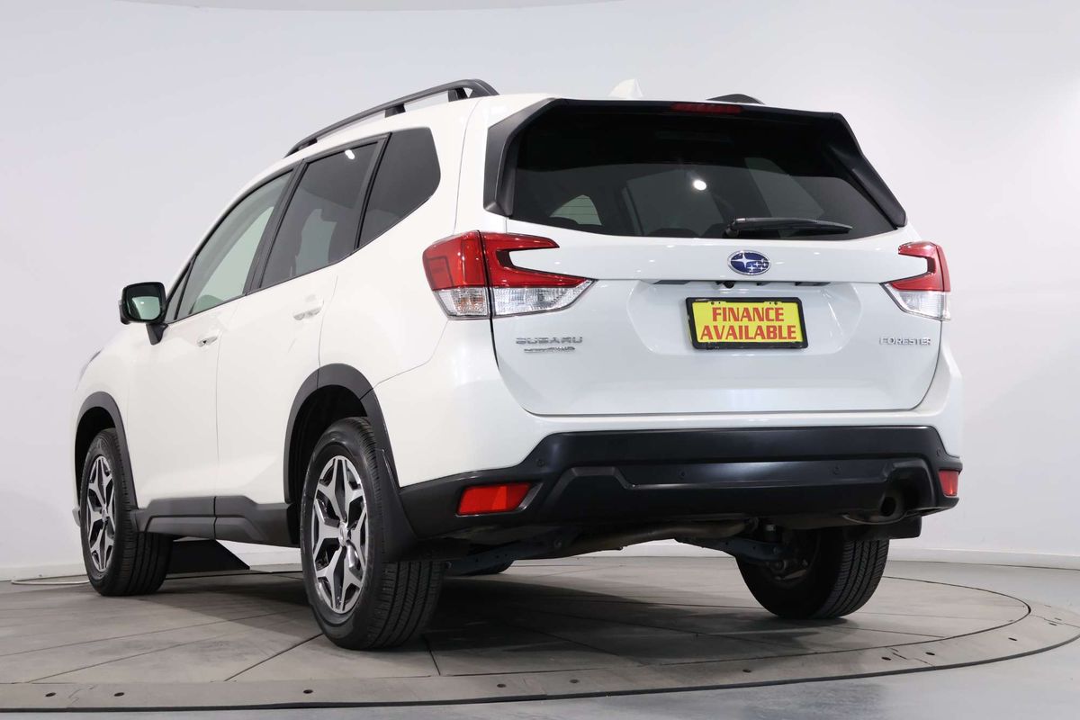 2022 Subaru Forester 2.5i-L S5