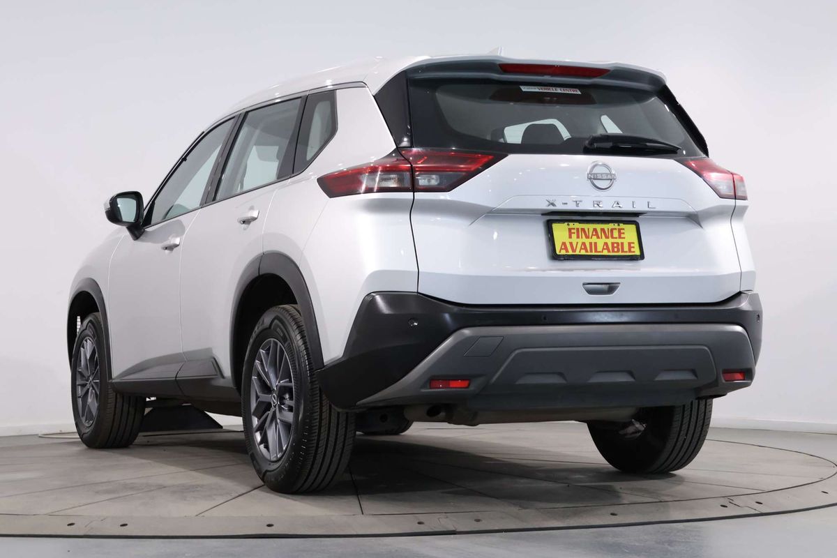 2024 Nissan X-TRAIL ST T33