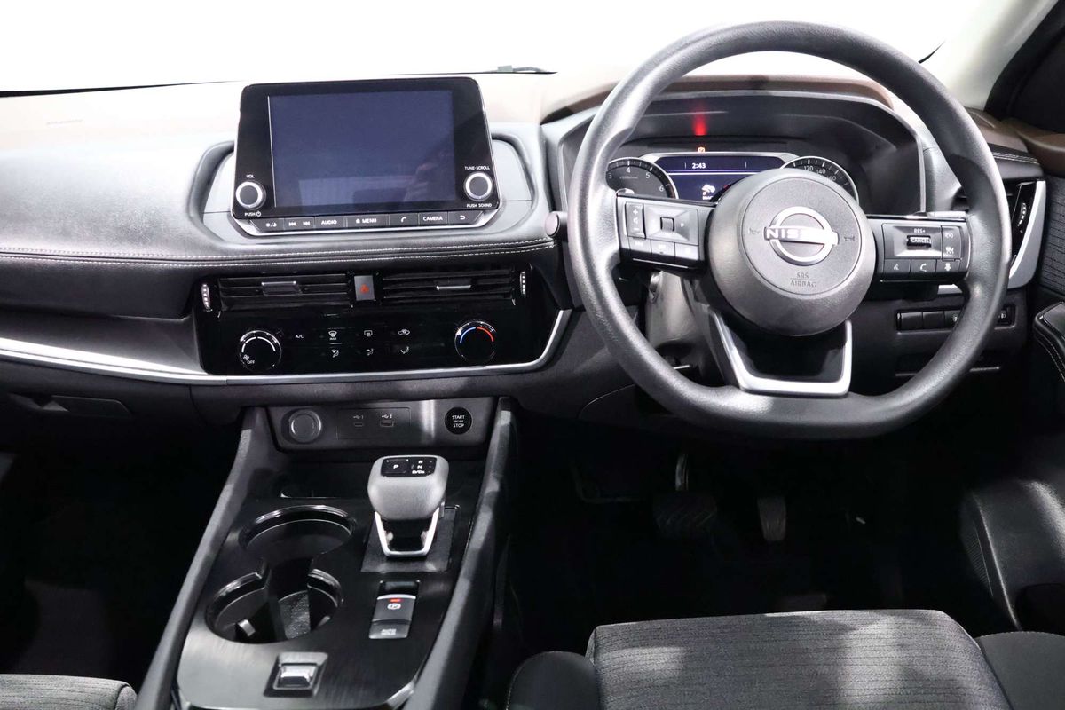 2024 Nissan X-TRAIL ST T33