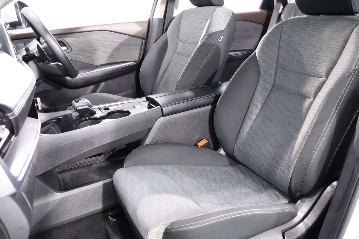 2024 Nissan X-TRAIL ST T33