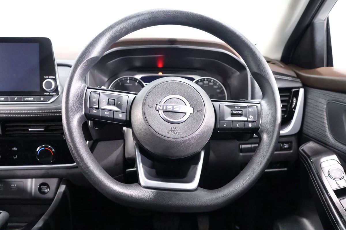 2024 Nissan X-TRAIL ST T33