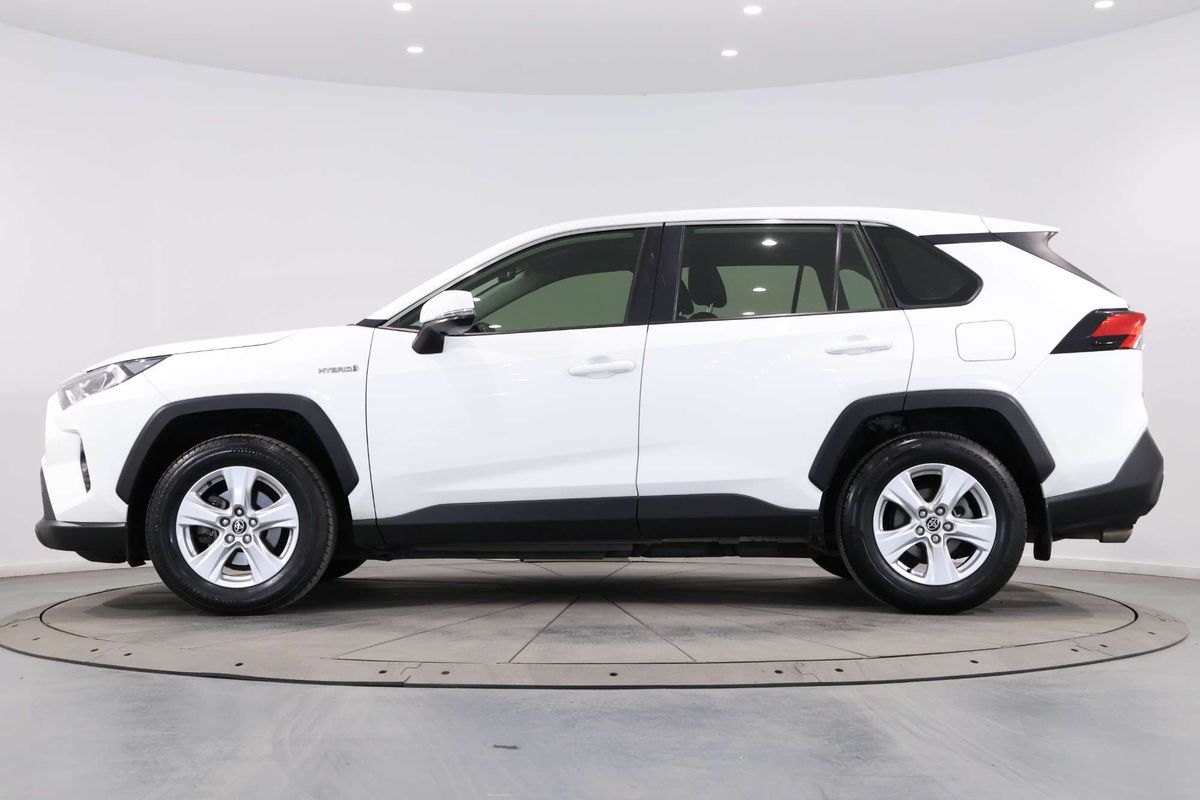 2021 Toyota RAV4 GX AXAH54R
