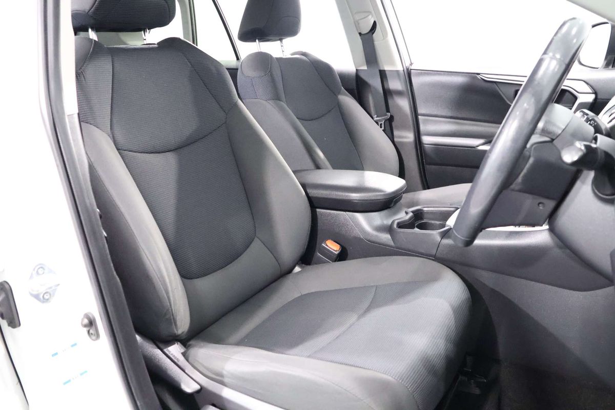 2021 Toyota RAV4 GX AXAH54R