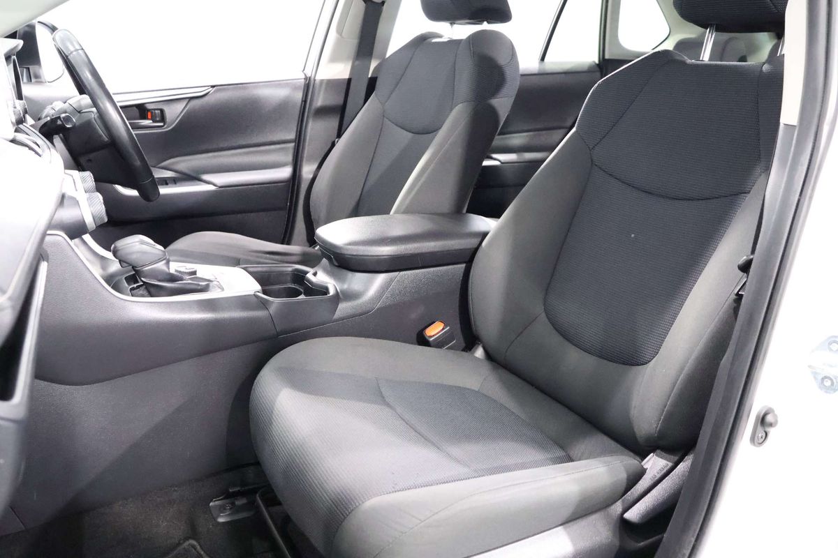 2021 Toyota RAV4 GX AXAH54R