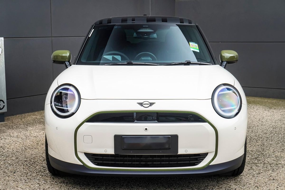 2026 MINI Cooper SE Paul Smith Edition J01