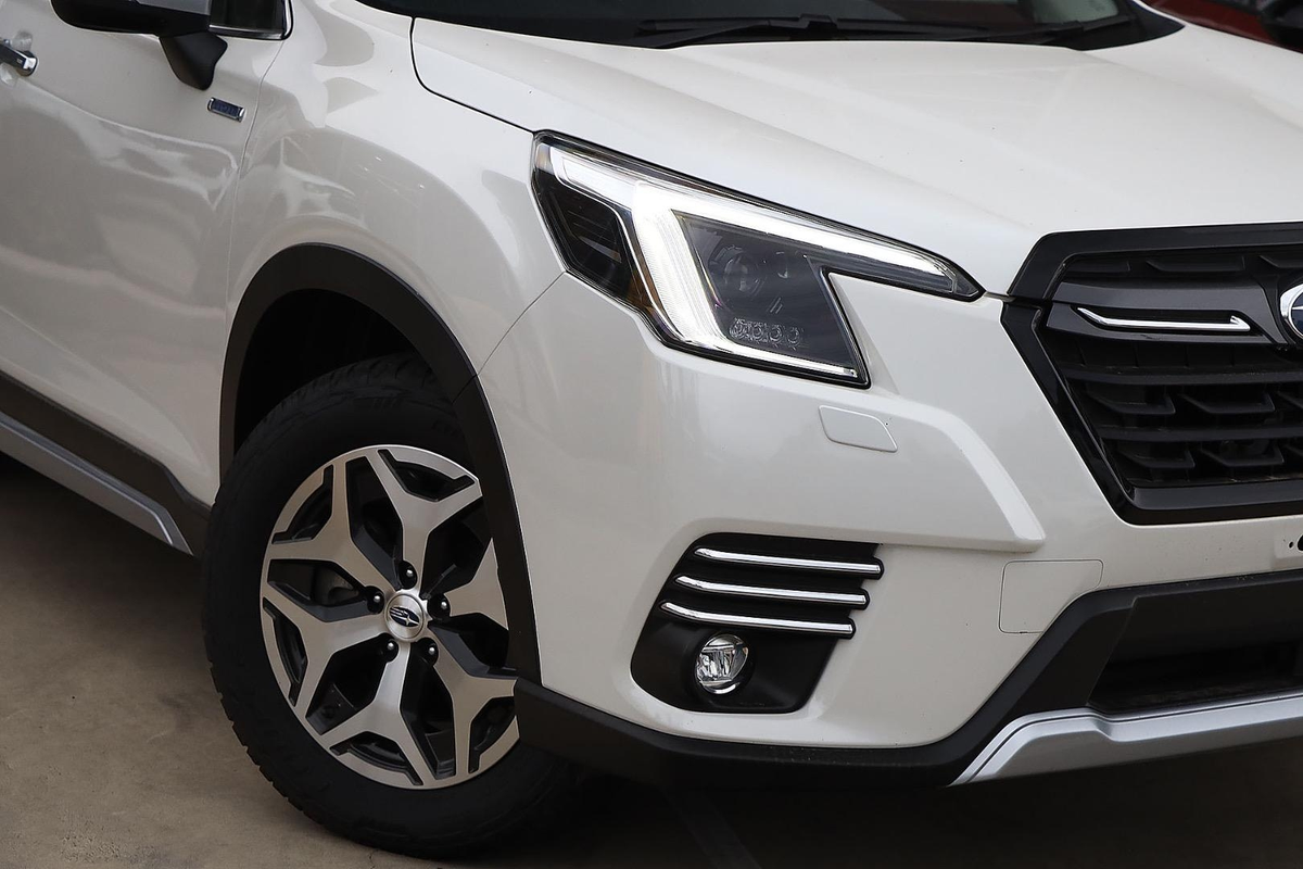 2023 Subaru Forester Hybrid L S5