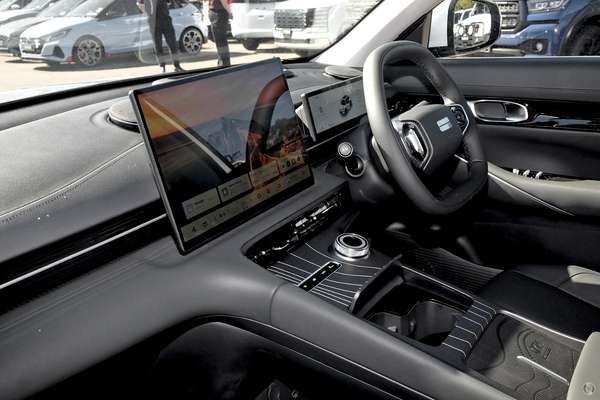 2026 Geely Starray EM-i Inspire Extended Range P145