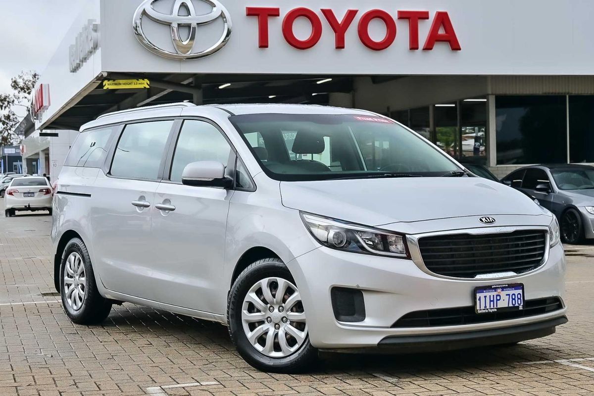 2017 Kia Carnival S YP