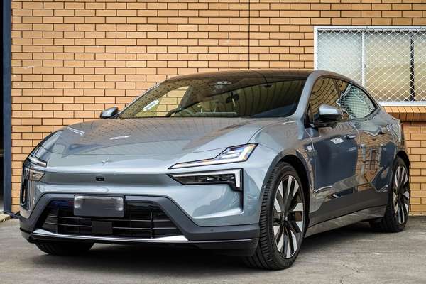 2026 Polestar 4 Long range Dual motor Plus