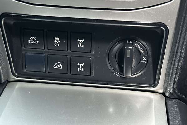 2017 Toyota Landcruiser Prado GXL GDJ150R thumb-17