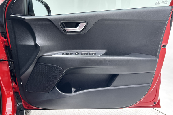 2021 Kia Stonic GT-Line YB thumb-18