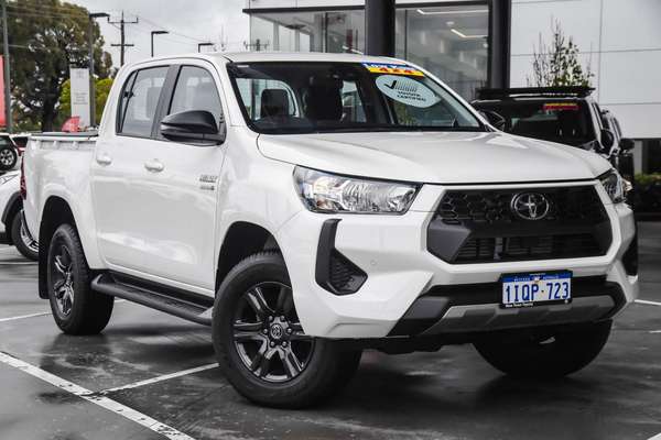 2025 Toyota Hilux SR GUN126R 4X4