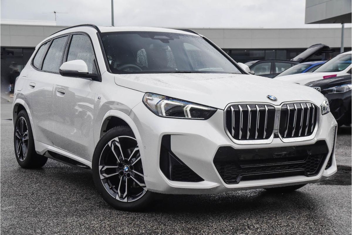 2025 BMW X1 xDrive20i U11