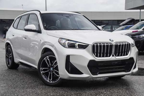 2025 BMW X1 xDrive20i U11