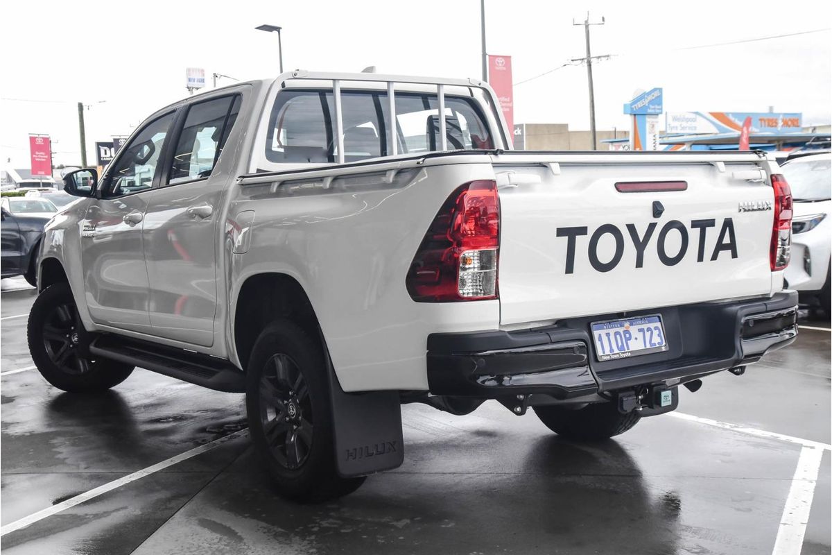 2025 Toyota Hilux SR GUN126R 4X4
