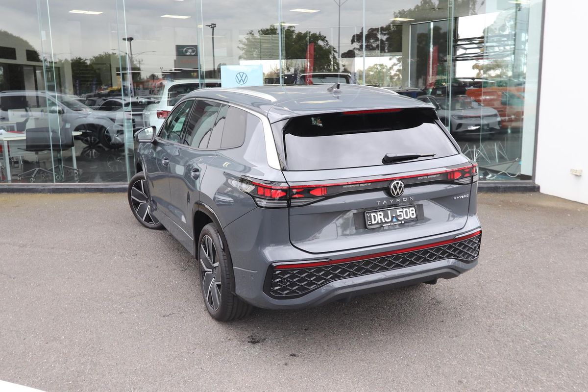 2026 Volkswagen Tayron 200TSI eHybrid R-Line R4