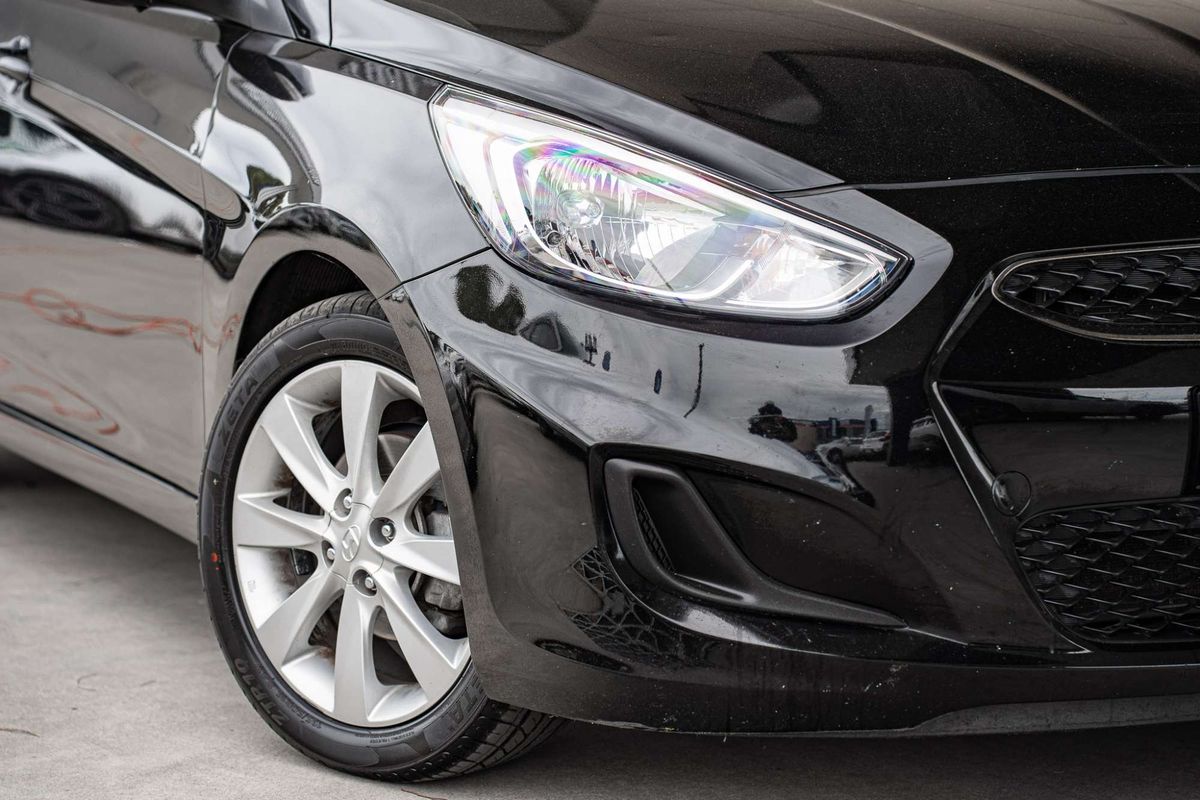 2017 Hyundai Accent Sport RB6