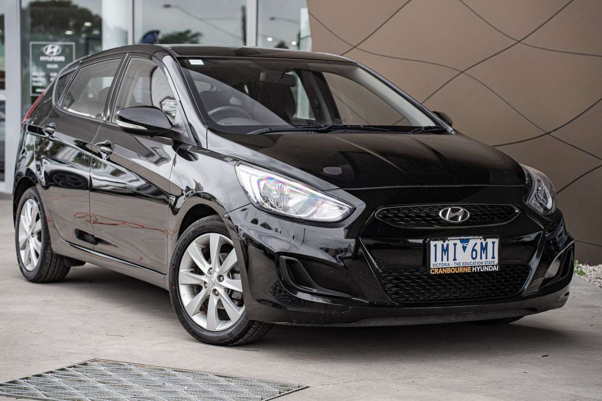2017 Hyundai Accent Sport RB6