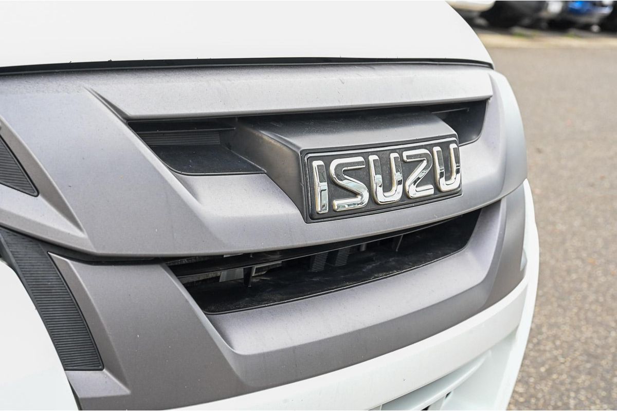 2019 Isuzu D-MAX SX High Ride Rear Wheel Drive