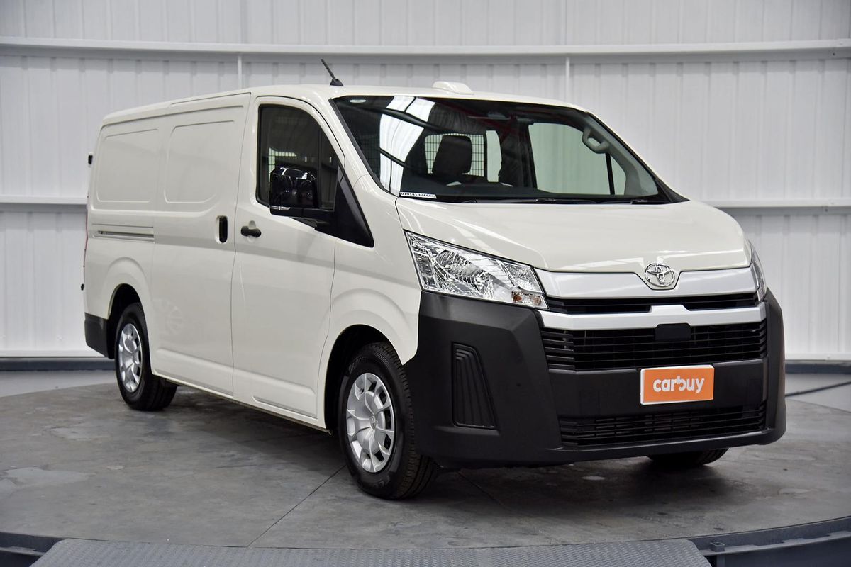 2025 Toyota Hiace GDH300R LWB