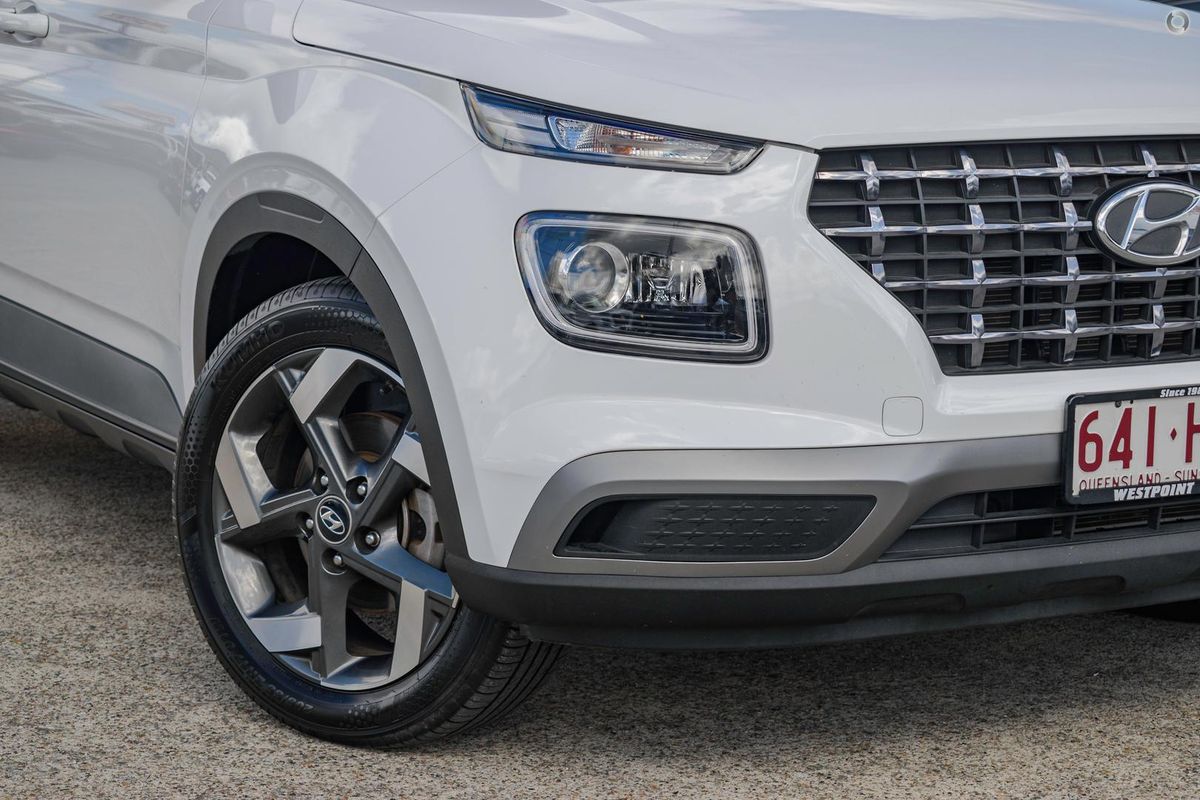 2023 Hyundai Venue Elite QX.V5