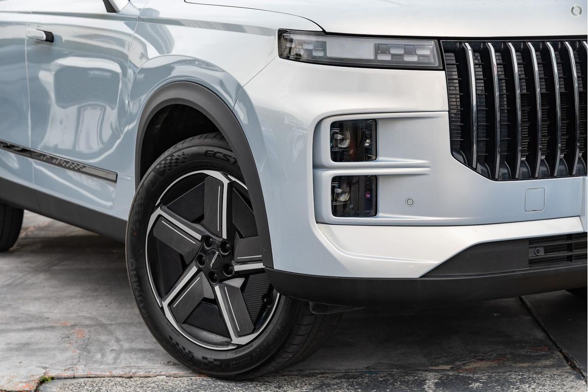 2025 OMODA JAECOO J7 SHS Track