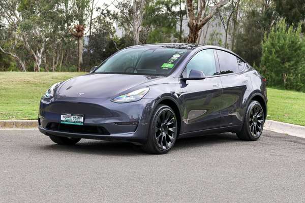2023 Tesla Model Y Long Range