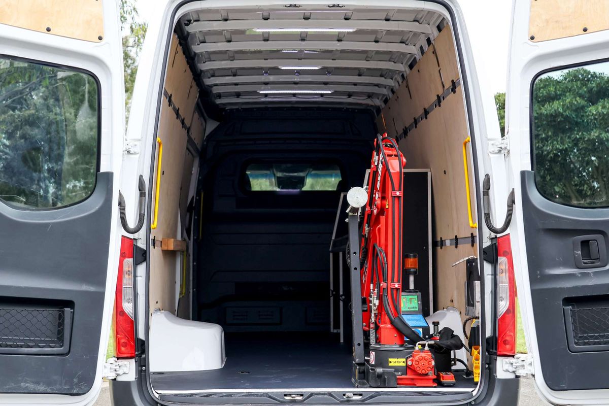 2018 Mercedes-Benz Sprinter 516CDI NCV3 Rear Wheel Drive LWB image 16
