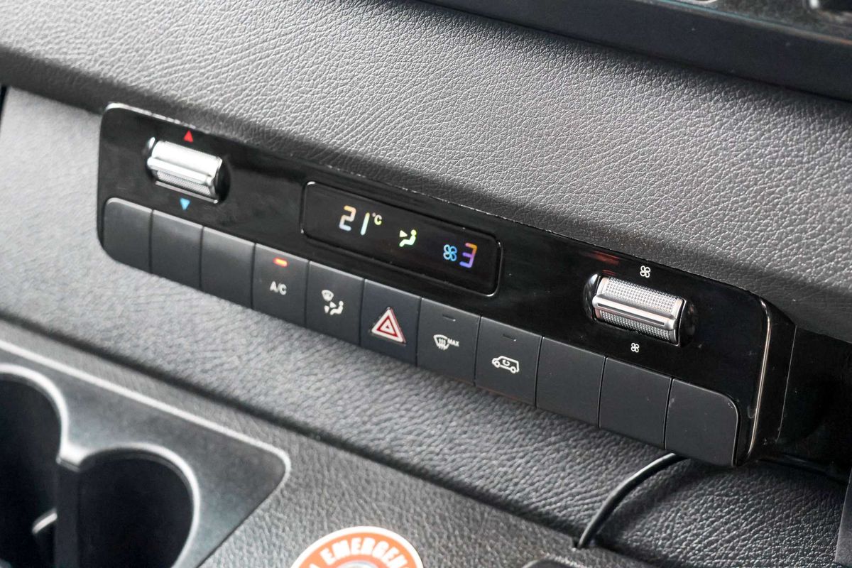 2018 Mercedes-Benz Sprinter 516CDI NCV3 Rear Wheel Drive LWB image 25