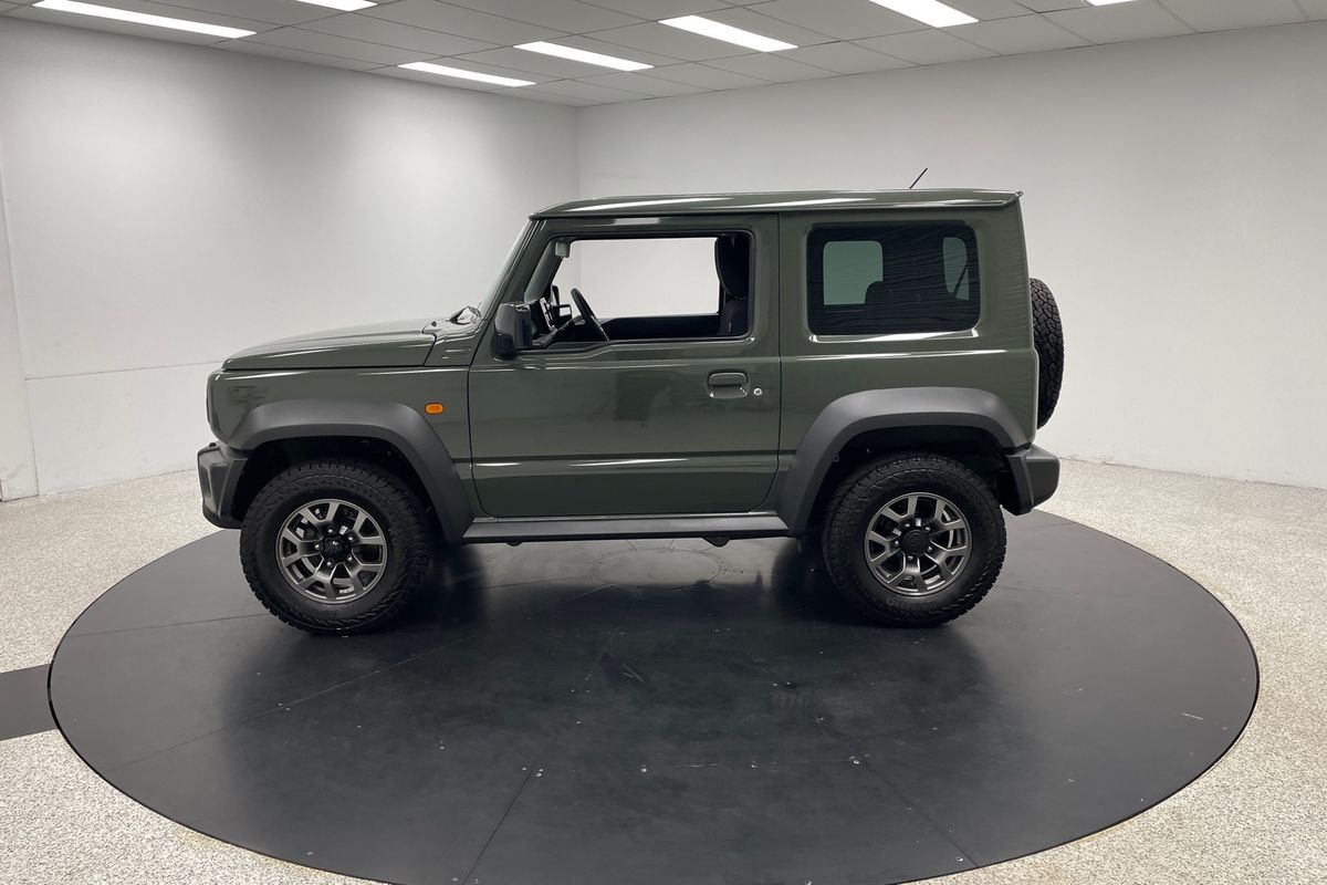 2022 Suzuki Jimny GLX GJ