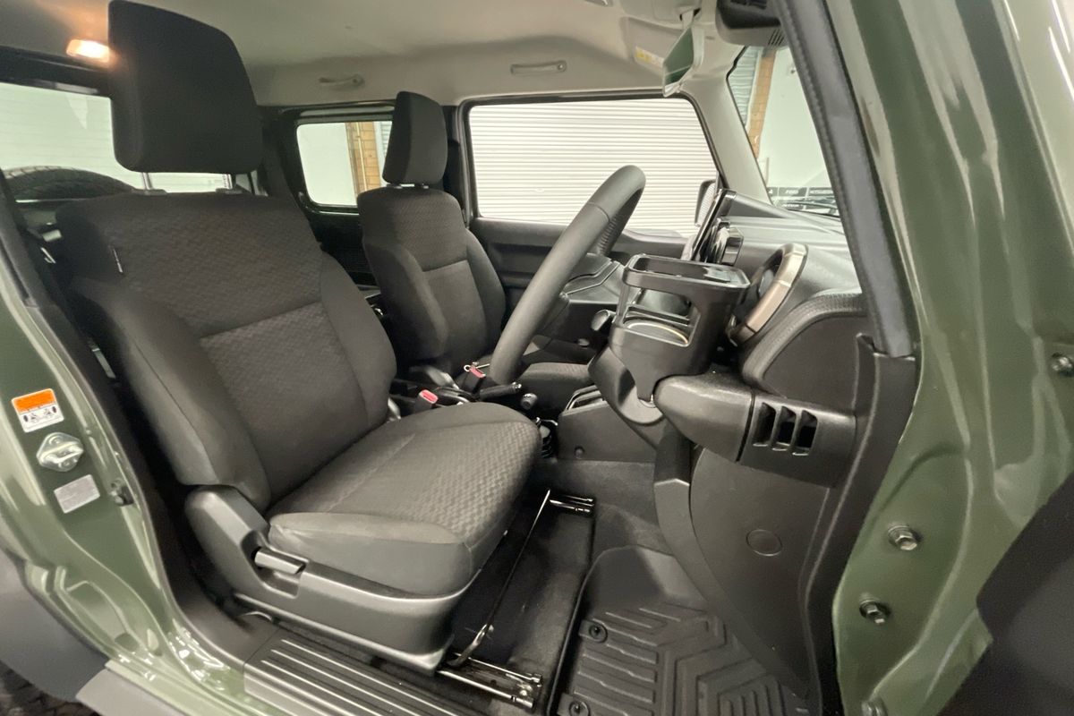 2022 Suzuki Jimny GLX GJ