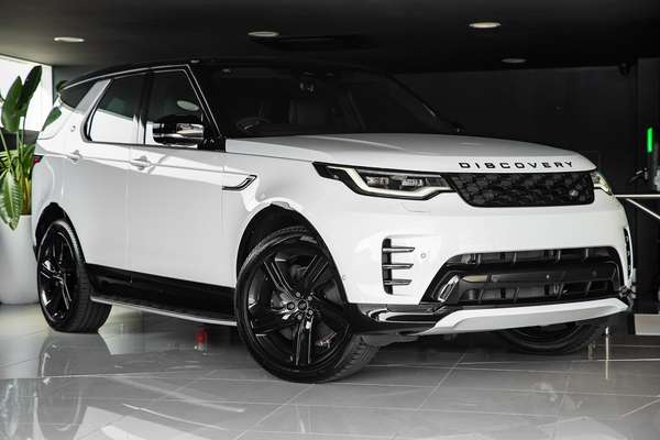 2026 Land Rover Discovery D350 Dynamic SE Series 5