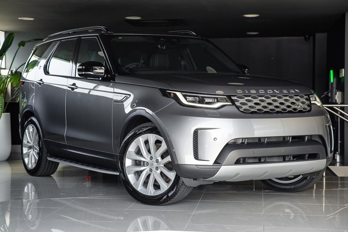 2026 Land Rover Discovery D350 S Series 5