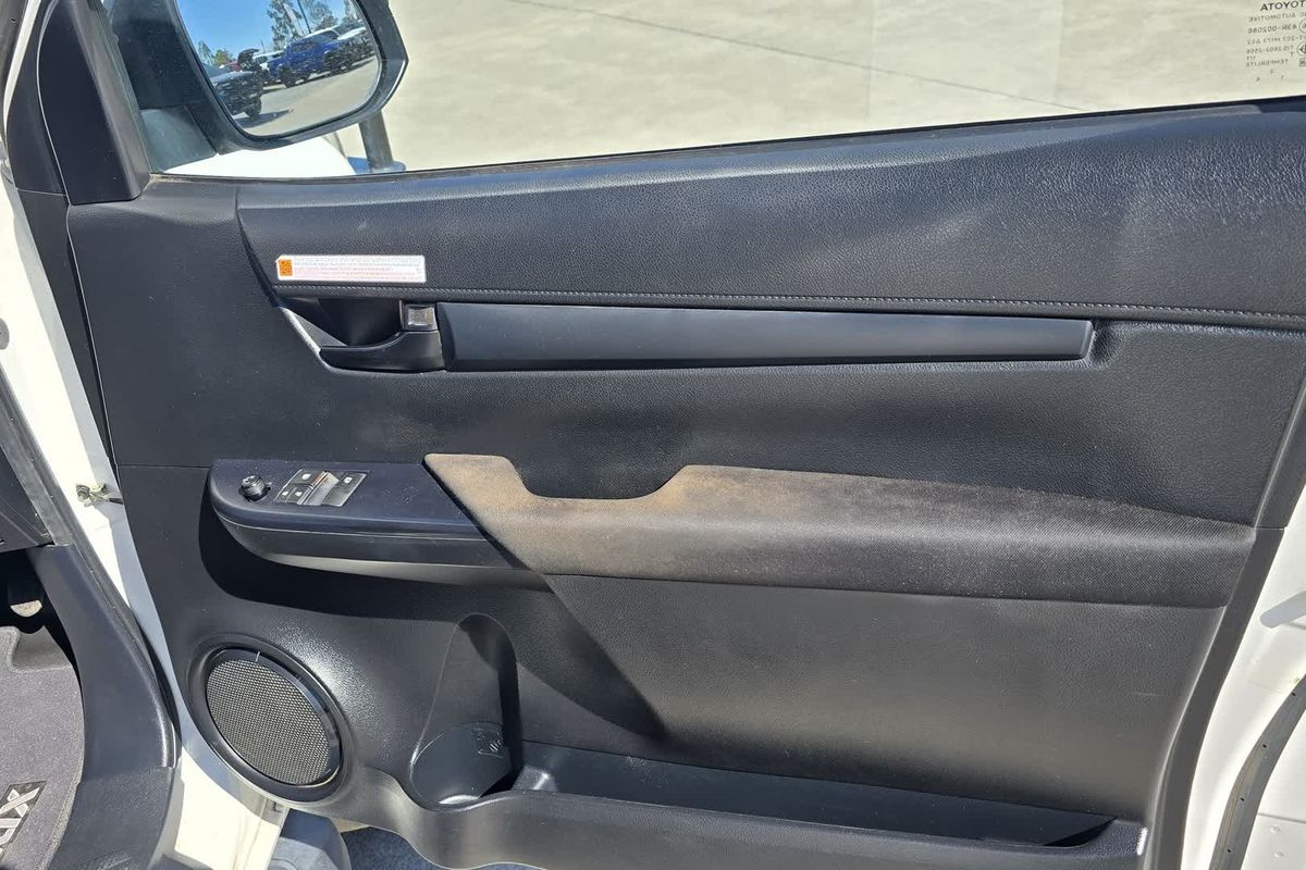 2022 Toyota Hilux SR GUN126R