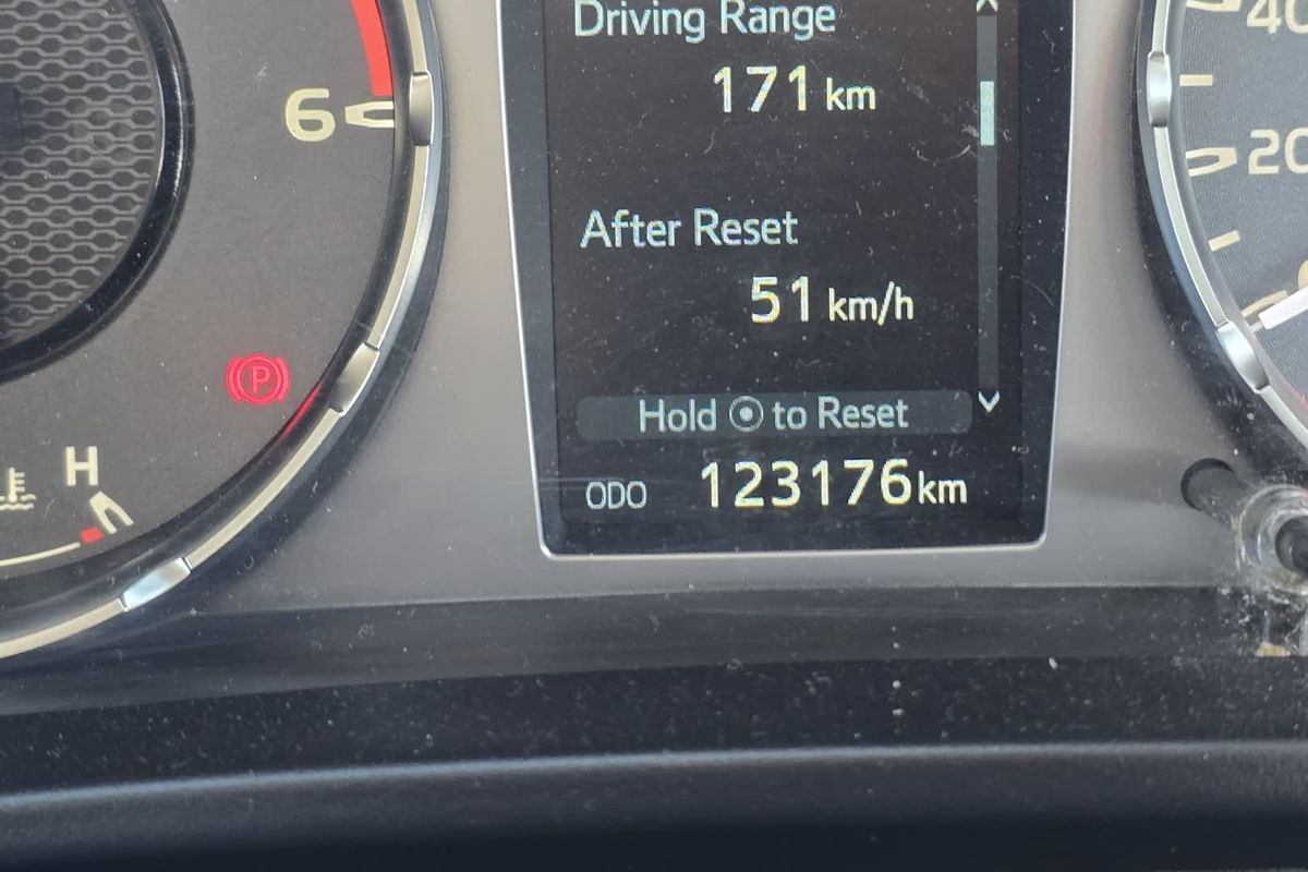 2022 Toyota Hilux SR GUN126R
