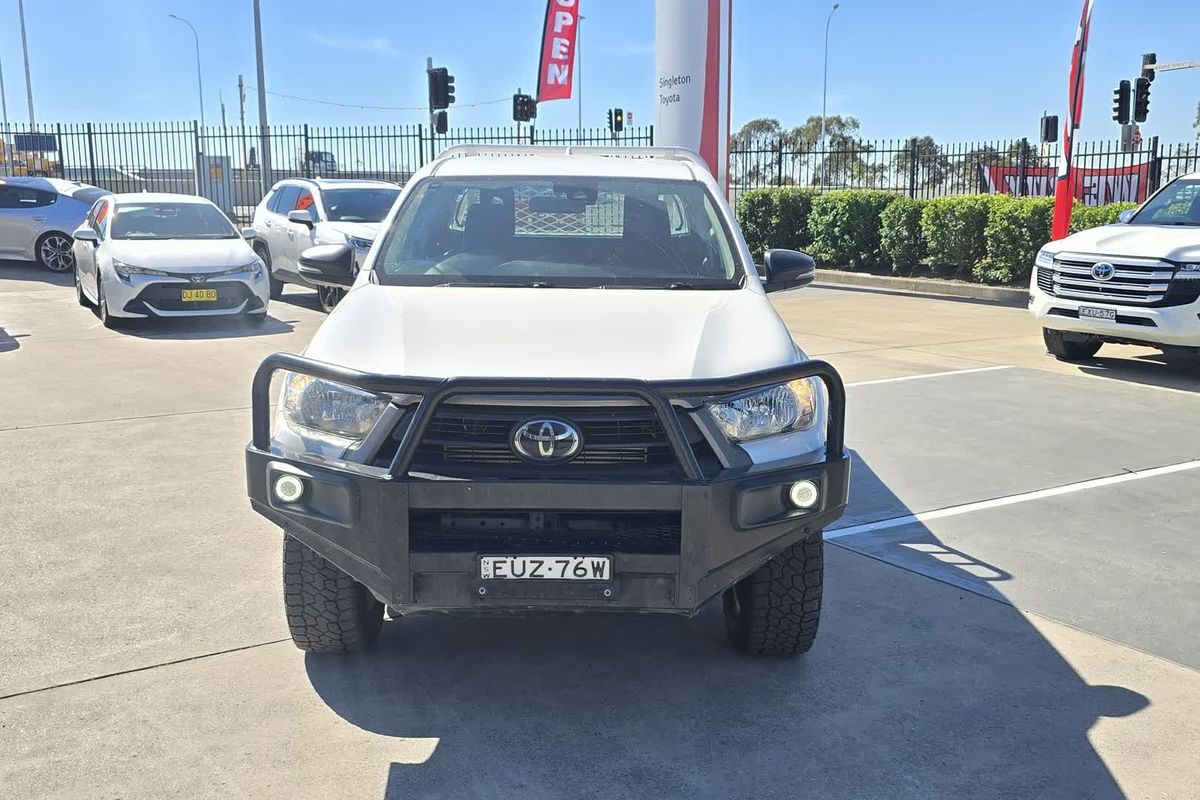 2022 Toyota Hilux SR GUN126R