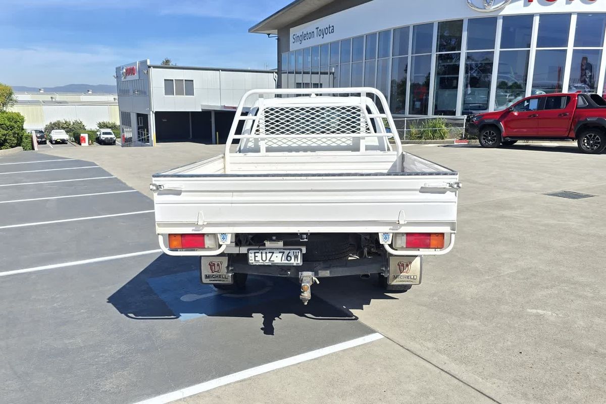 2022 Toyota Hilux SR GUN126R