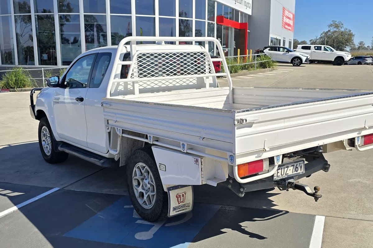 2022 Toyota Hilux SR GUN126R