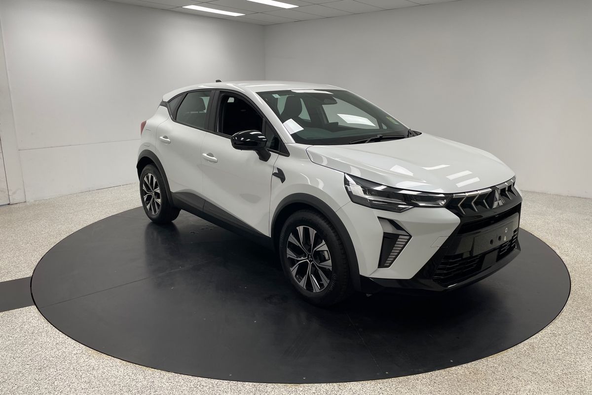 2025 Mitsubishi ASX LS XE
