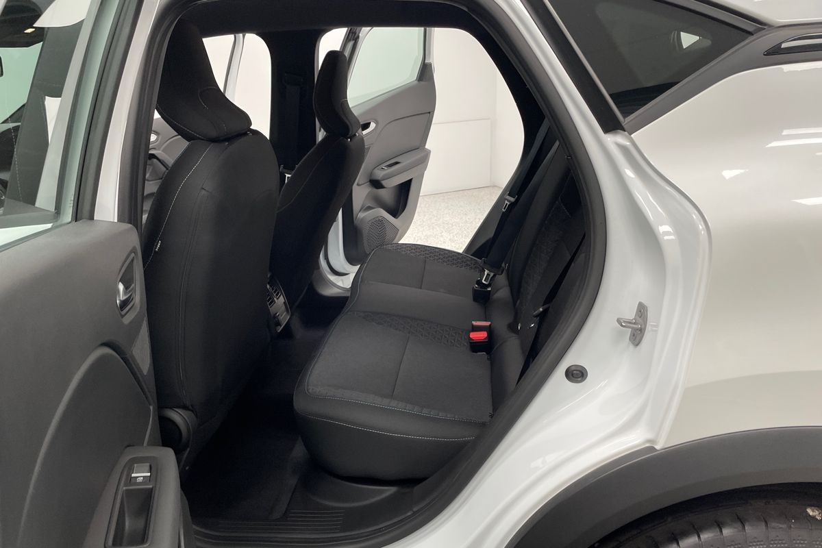 2025 Mitsubishi ASX LS XE