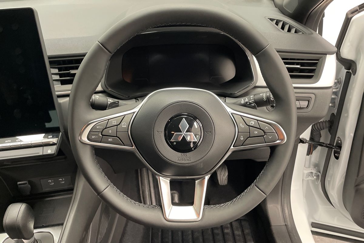 2025 Mitsubishi ASX LS XE