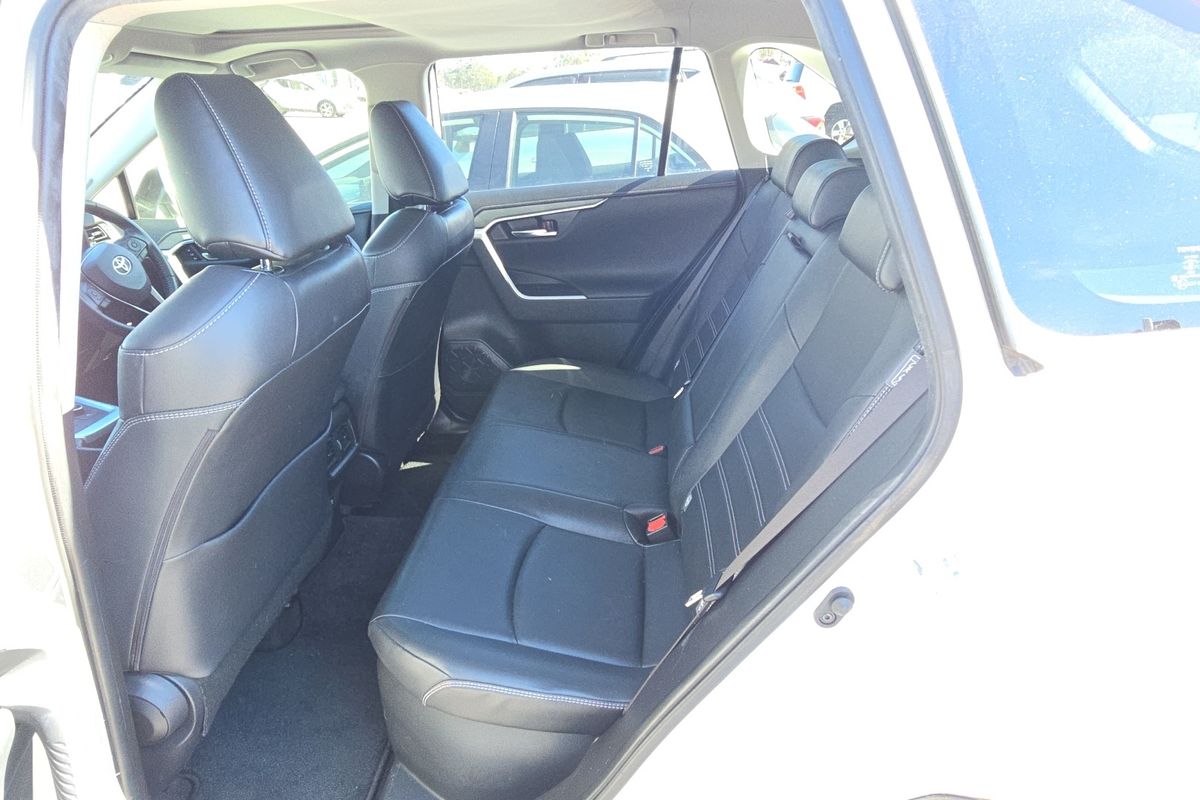 2021 Toyota RAV4 Cruiser AXAH54R